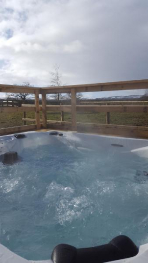 Ruth's Repose Country Retreat with own hot tub